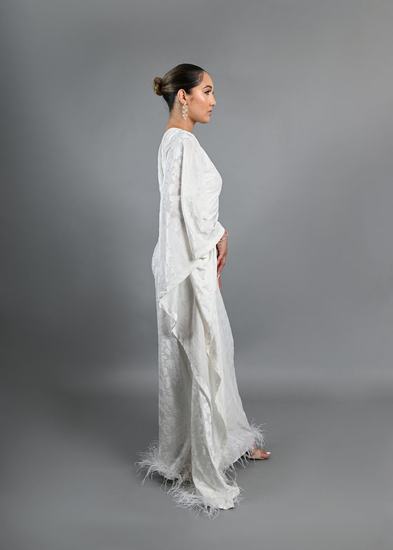 Tyla asymmetrical sleeves with feathers boubou velvet dress (White)